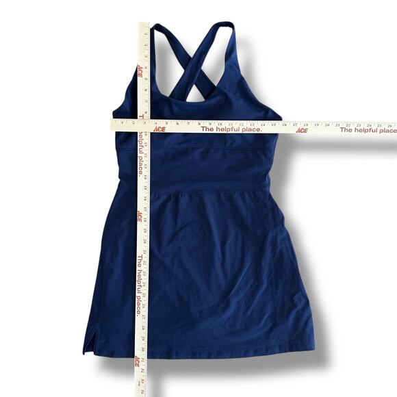 Fabletics Women’s Active Dress L Short Navy Cross Back Built-In Shorts NWT - Picture 3 of 10